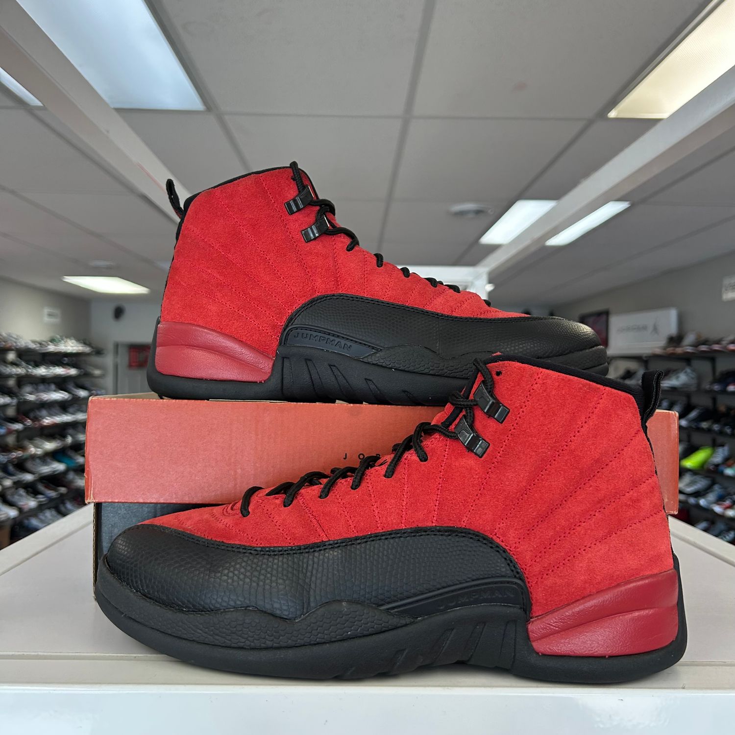 PO4 AIR JORDAN 12 RETRO REVERSE FLU GAME (SX) SIZE 11