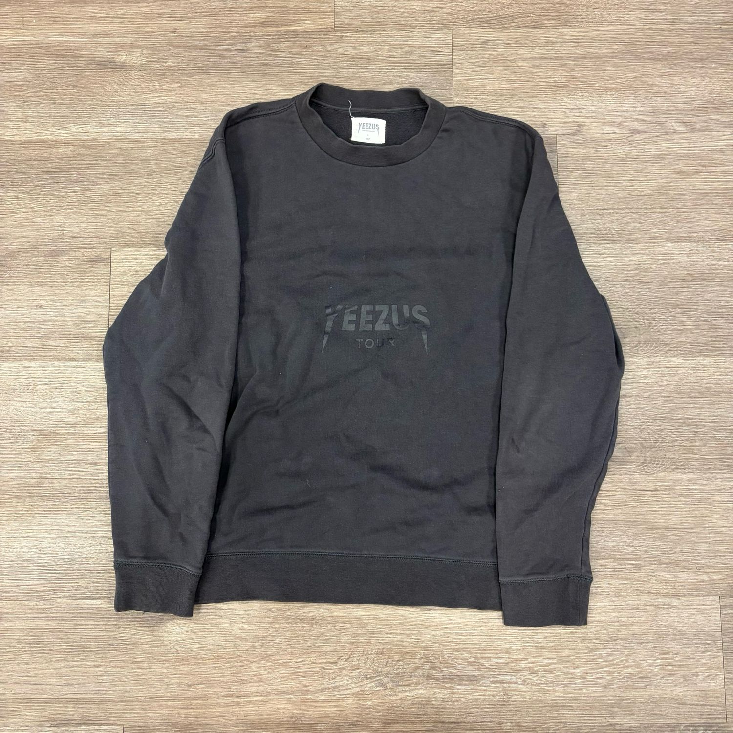 PO YEEZUS TOUR MERCH BLACK CREWNECK SIZE LARGE