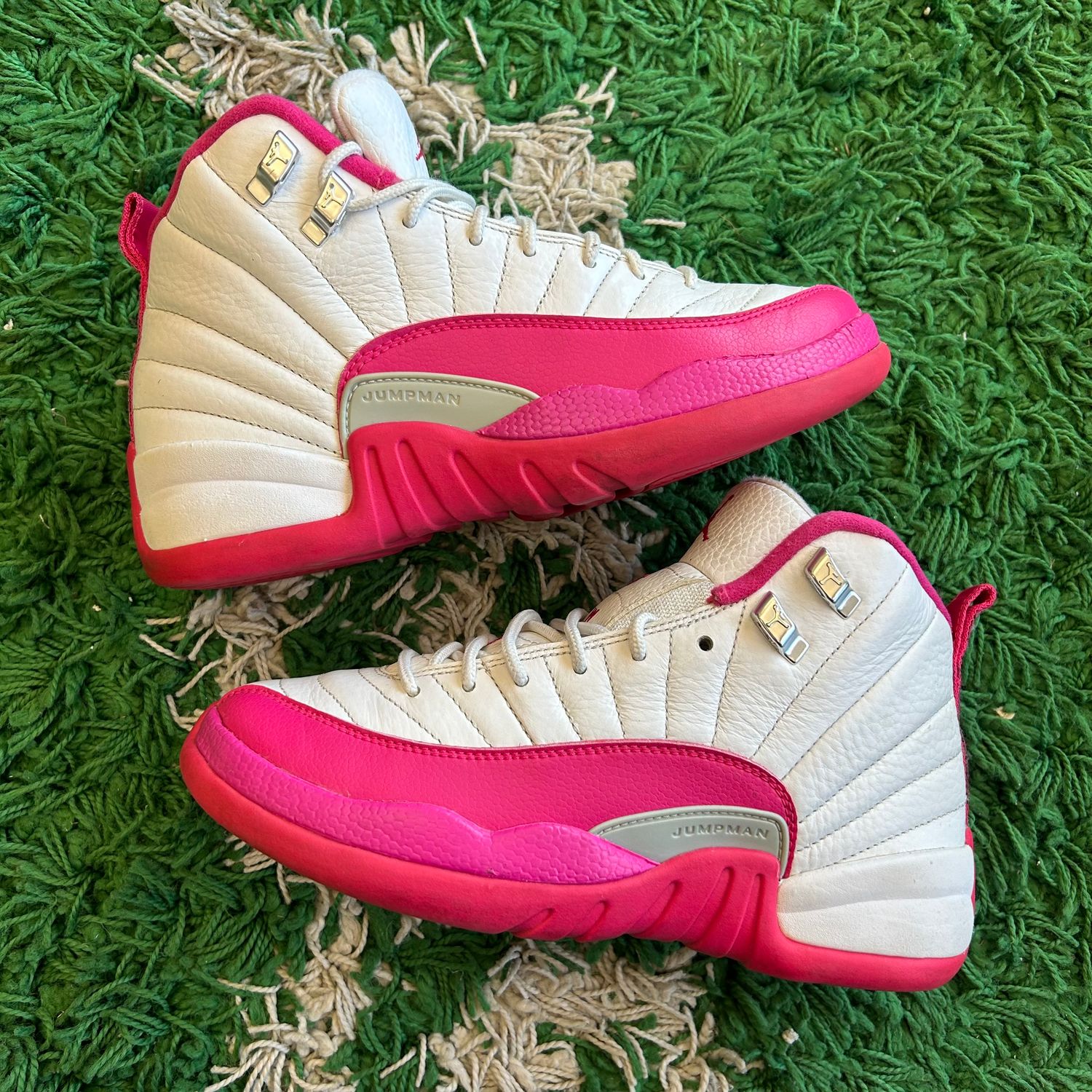 PO NB AIR JORDAN 12 RETRO DYNAMIC PINK (GS) (SX) SIZE 5.5Y