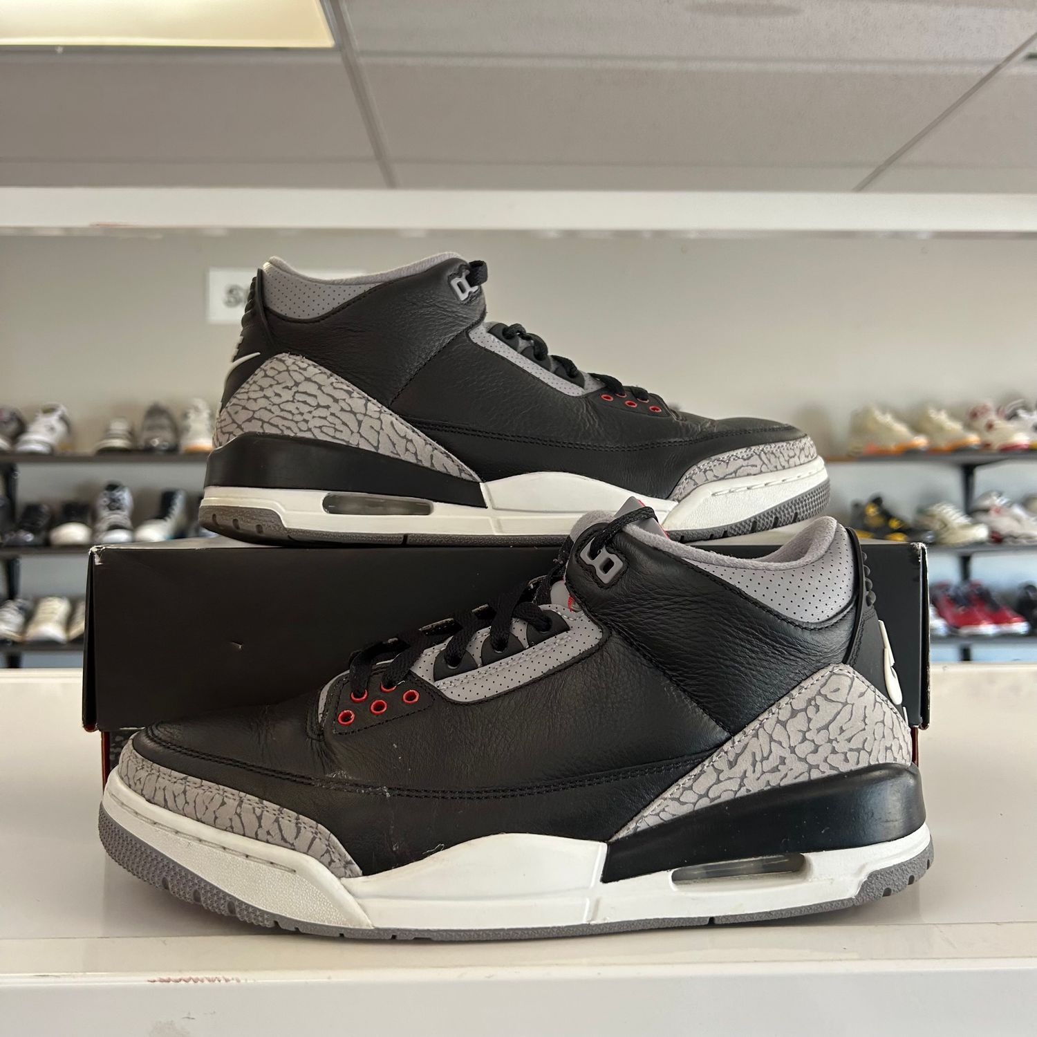 PO5 AIR JORDAN 3 BLACK CEMENT (2024) (SX) SIZE 10