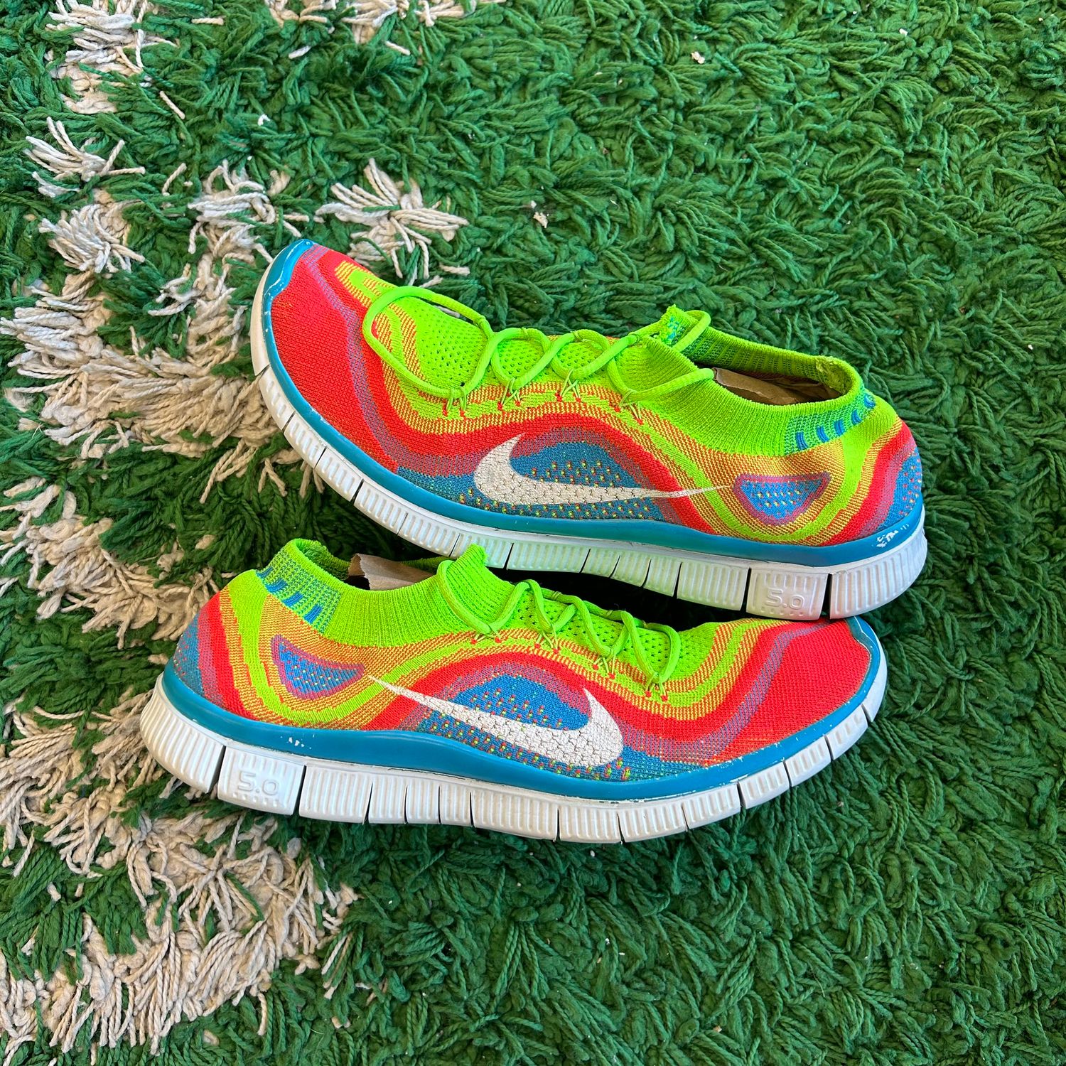 PO NB NIKE FREE RUN 5.0 FLYKNIT RAINBOW (SX) SIZE 10