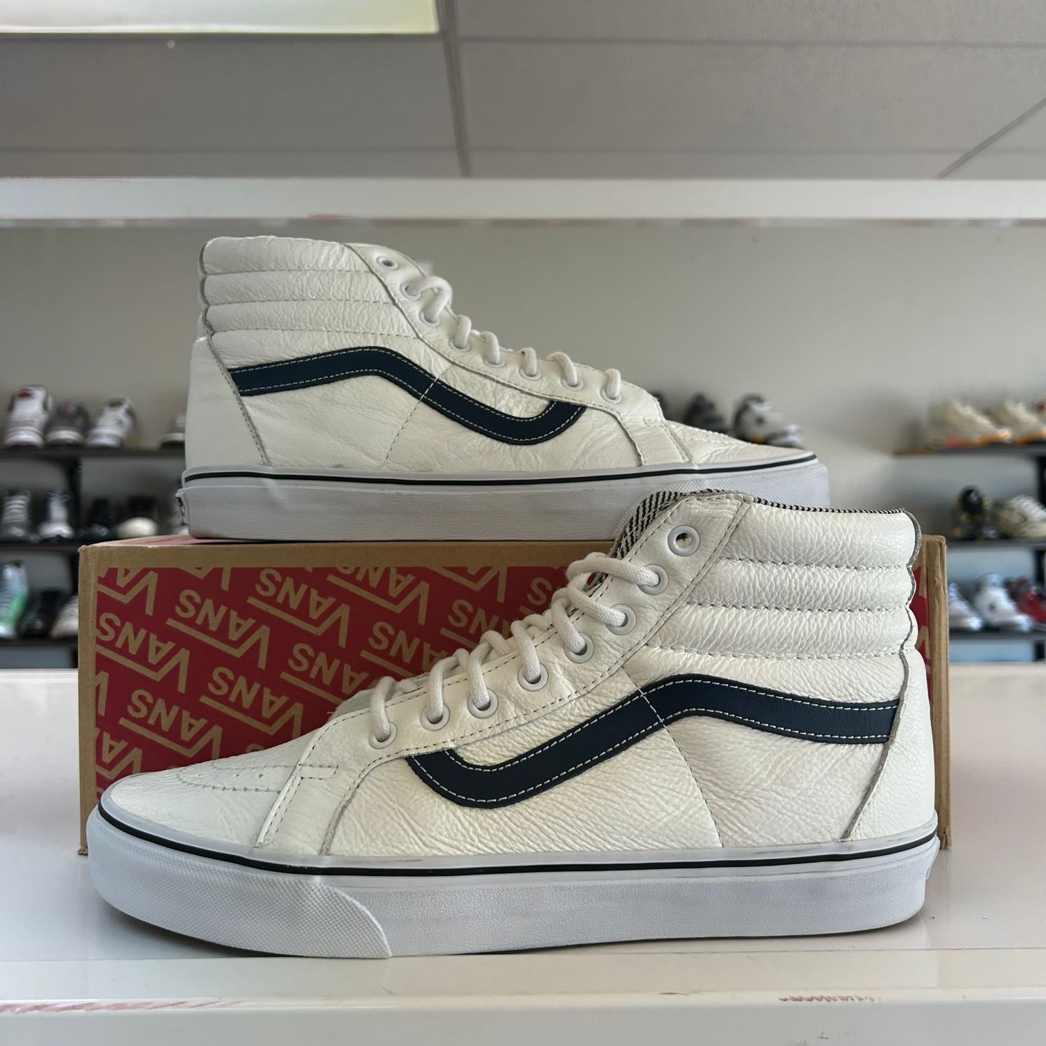 PO VANS SK8-HI HIGH TOP WHITE NAVY (SX) SIZE 10.5