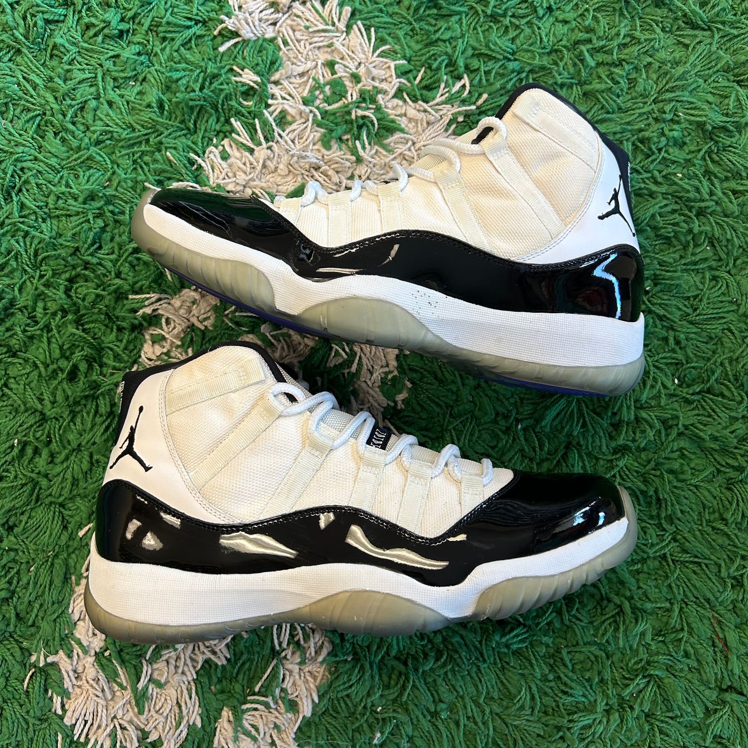 PO NB (NO INSOLE) JORDAN 11 CONCORD (SX) SIZE 11.5