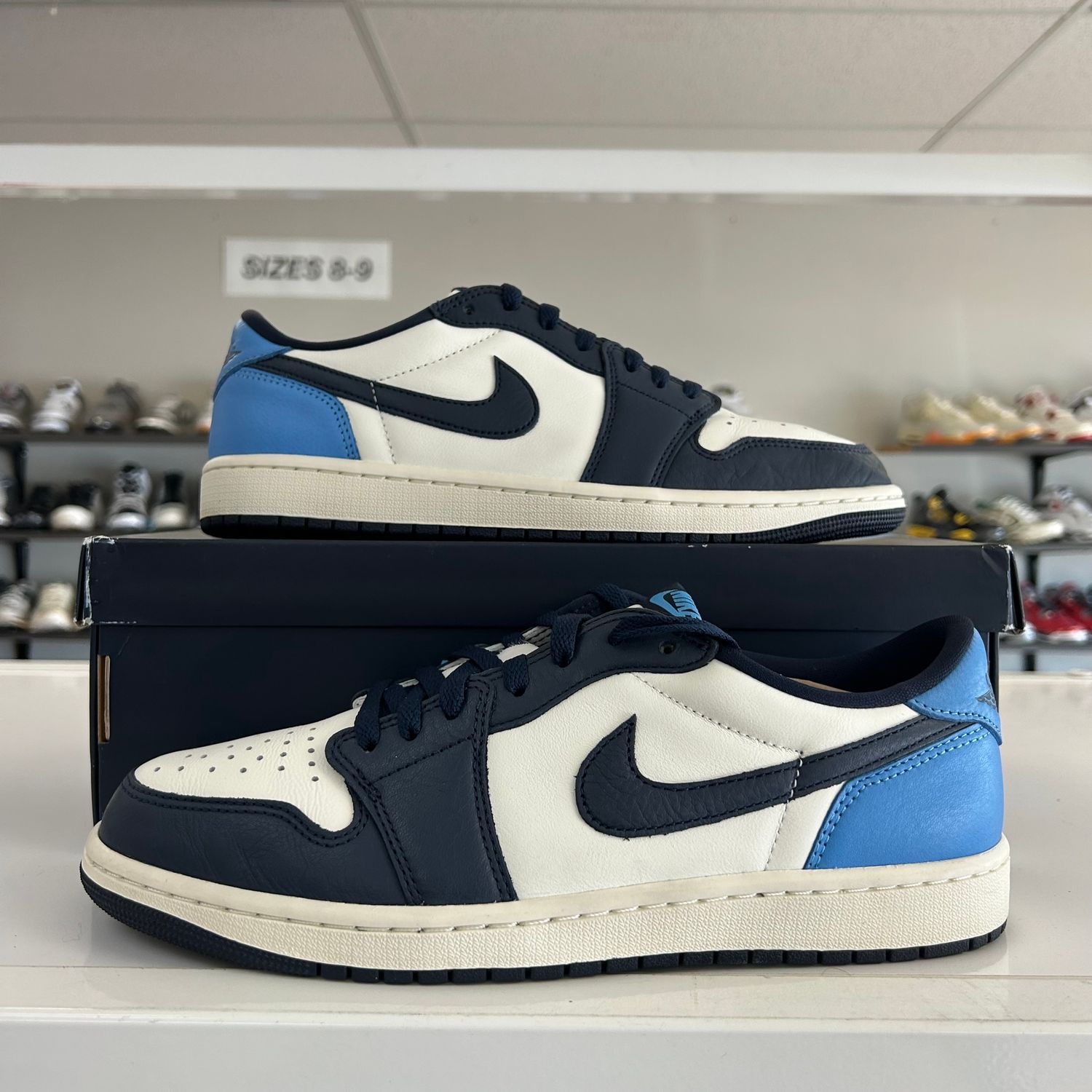 PO2 JORDAN 1 LOW OG OBSIDIAN UNC (SX) SIZE 10.5