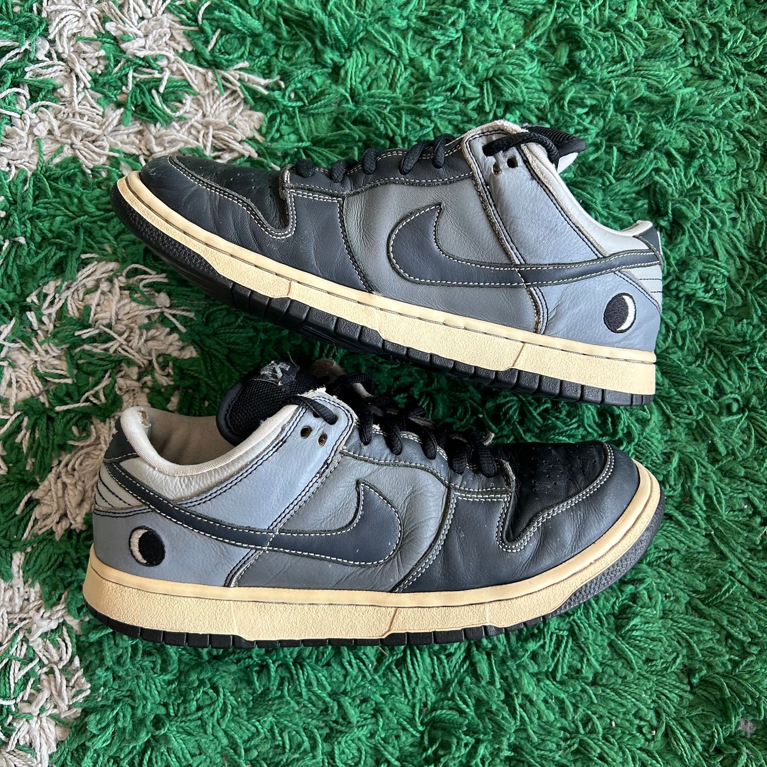 PO NB NIKE SB DUNK LOW LUNAR ECLIPSE (EAST) (SX) SIZE 10
