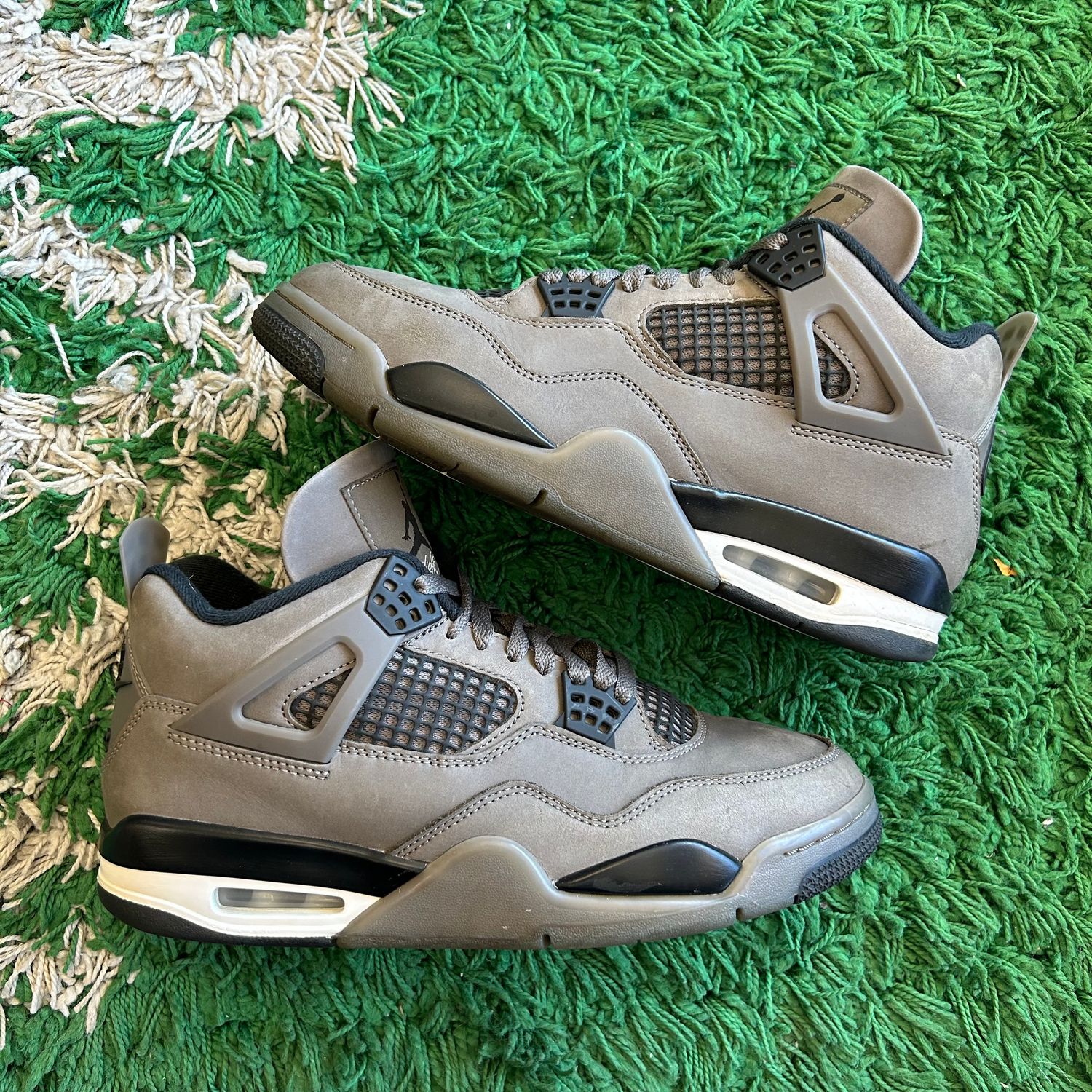 PO NB JORDAN 4 RETRO CAVE STONE (SX) SIZE 9.5