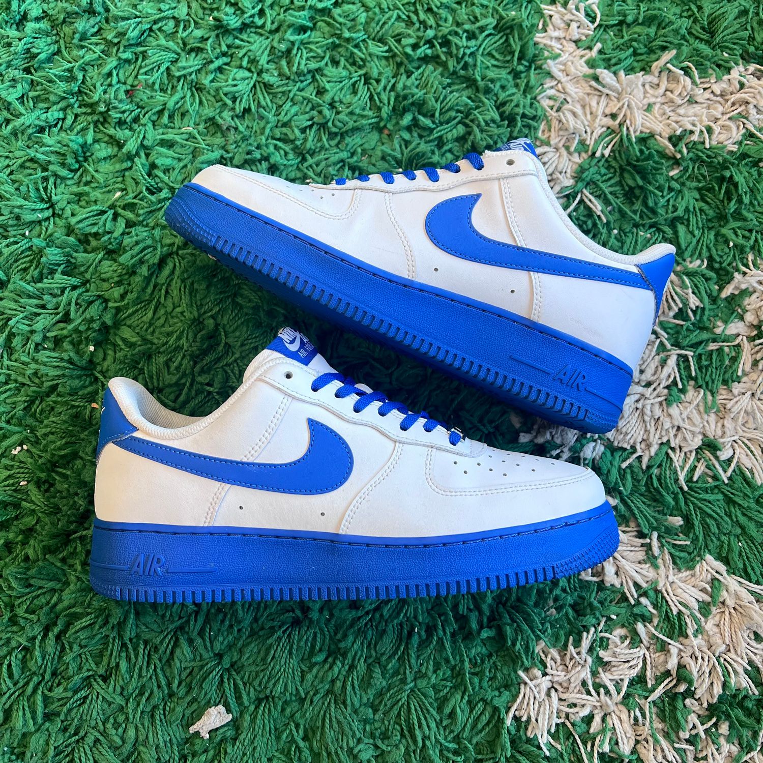 PO NB NIKE AIR FORCE 1 LOW '07 WHITE GAME ROYAL (SX) SIZE 9