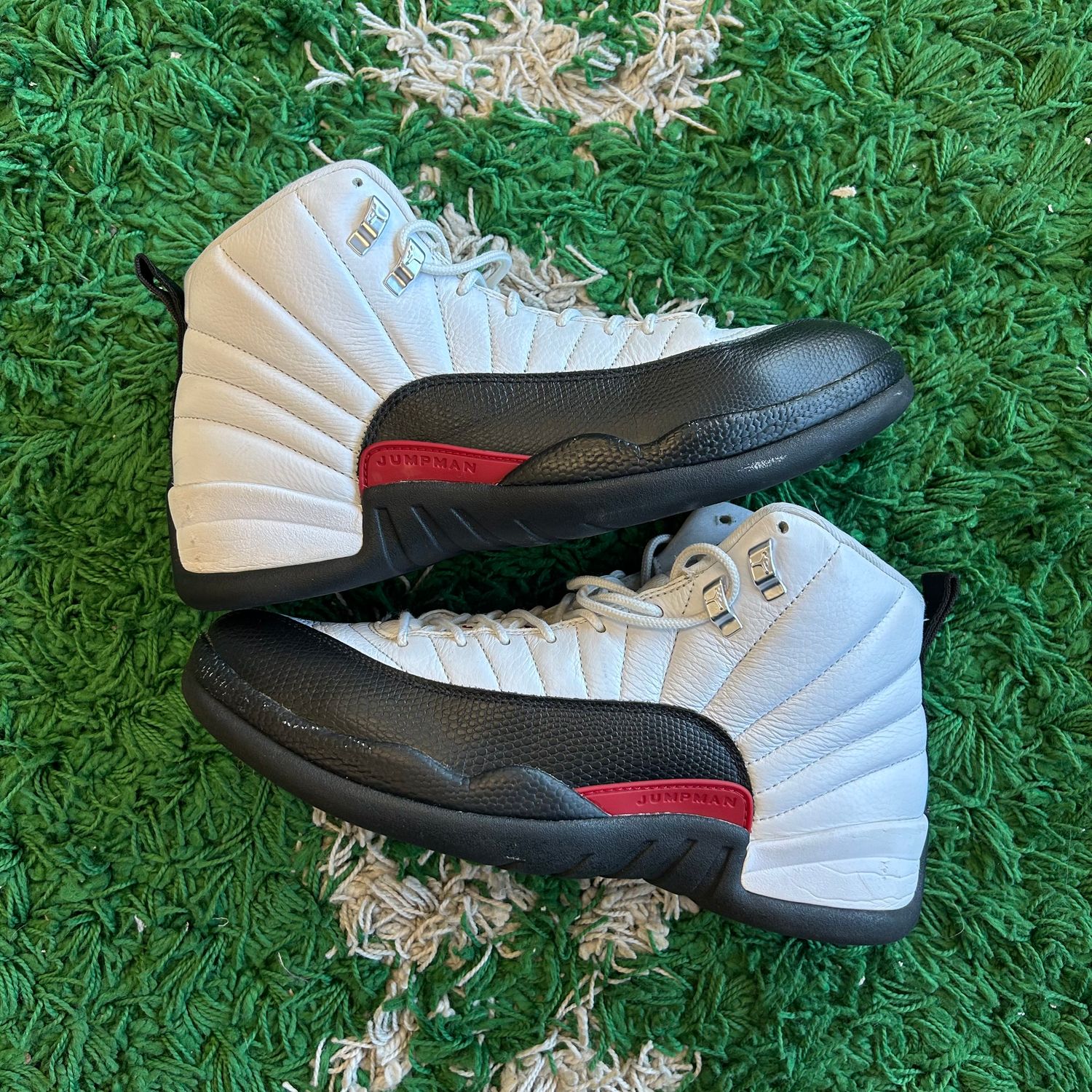 PO NB AIR JORDAN 12 RETRO TAXI FLIP (SX) SIZE 10