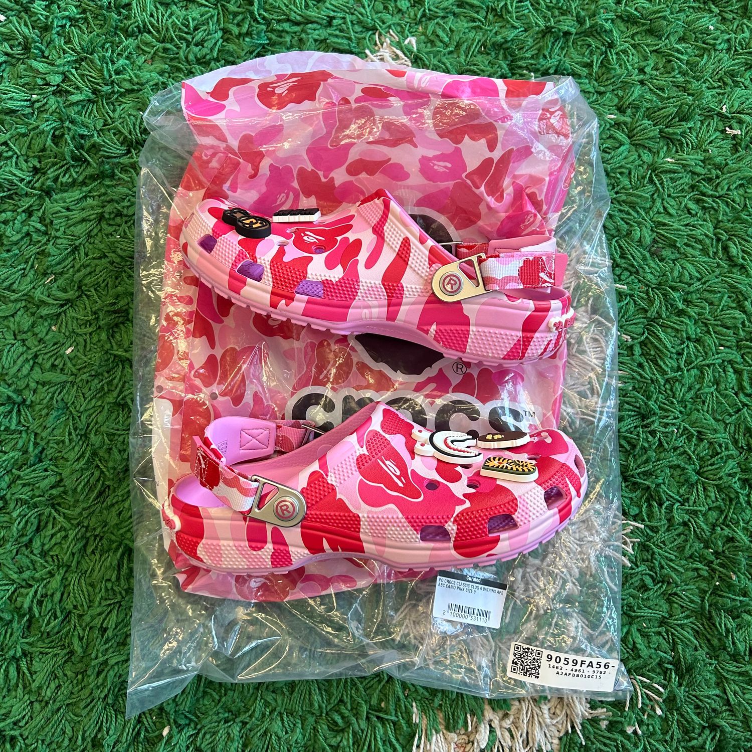 PO CROCS CLASSIC CLOG A BATHING APE ABC CAMO (SX) PINK SIZE 9