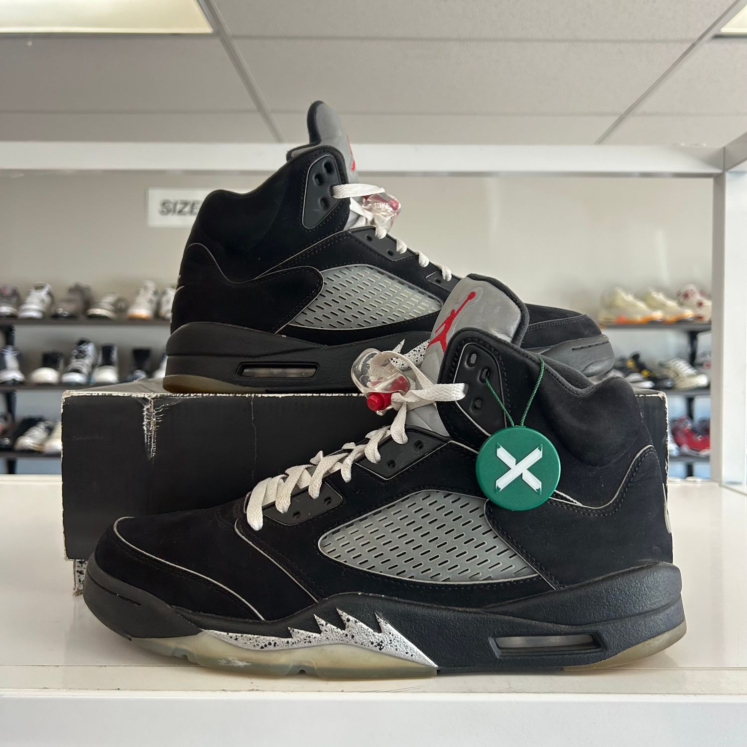 PO JORDAN R RETRO OG BLACK MATALLIC REIMAGINED (SX) SIZE 12