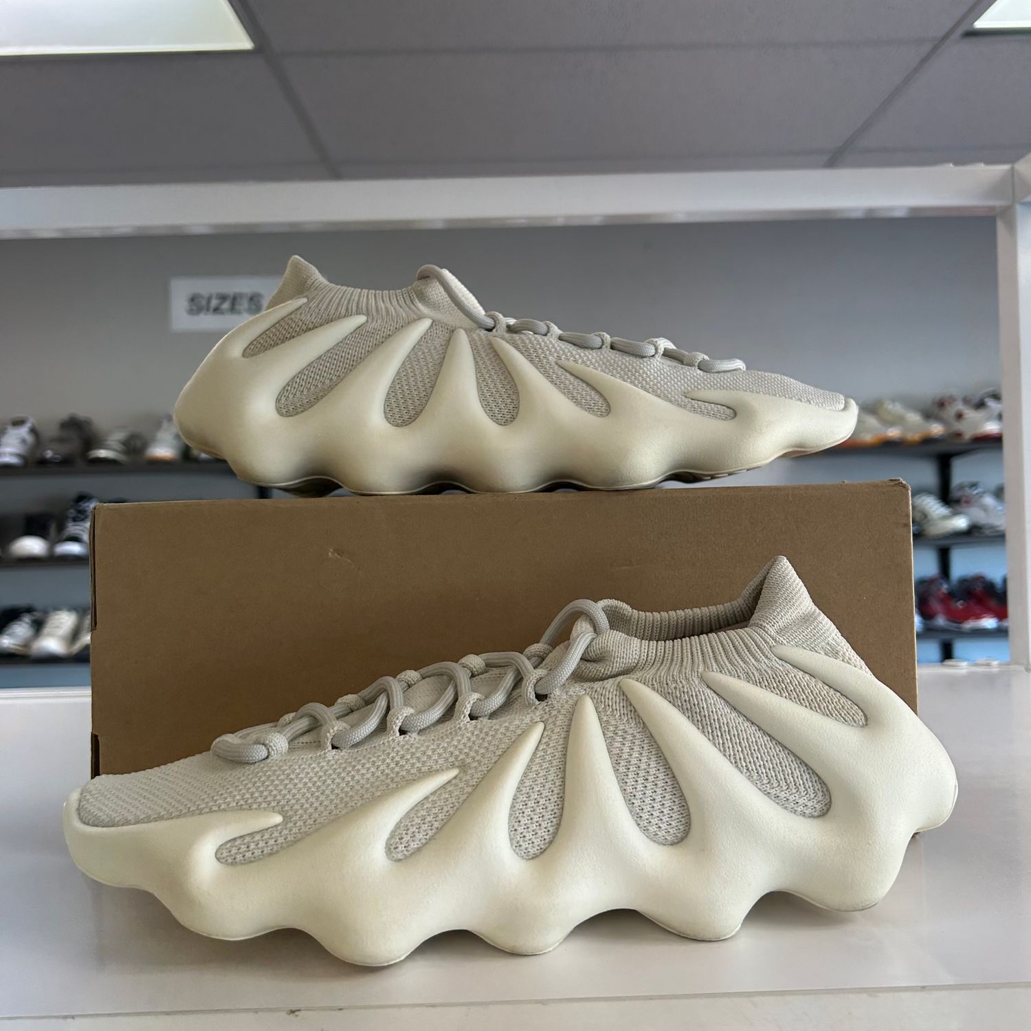 PO YEEZY 450 CLOUD WHITE (SX) SIZE 11.5