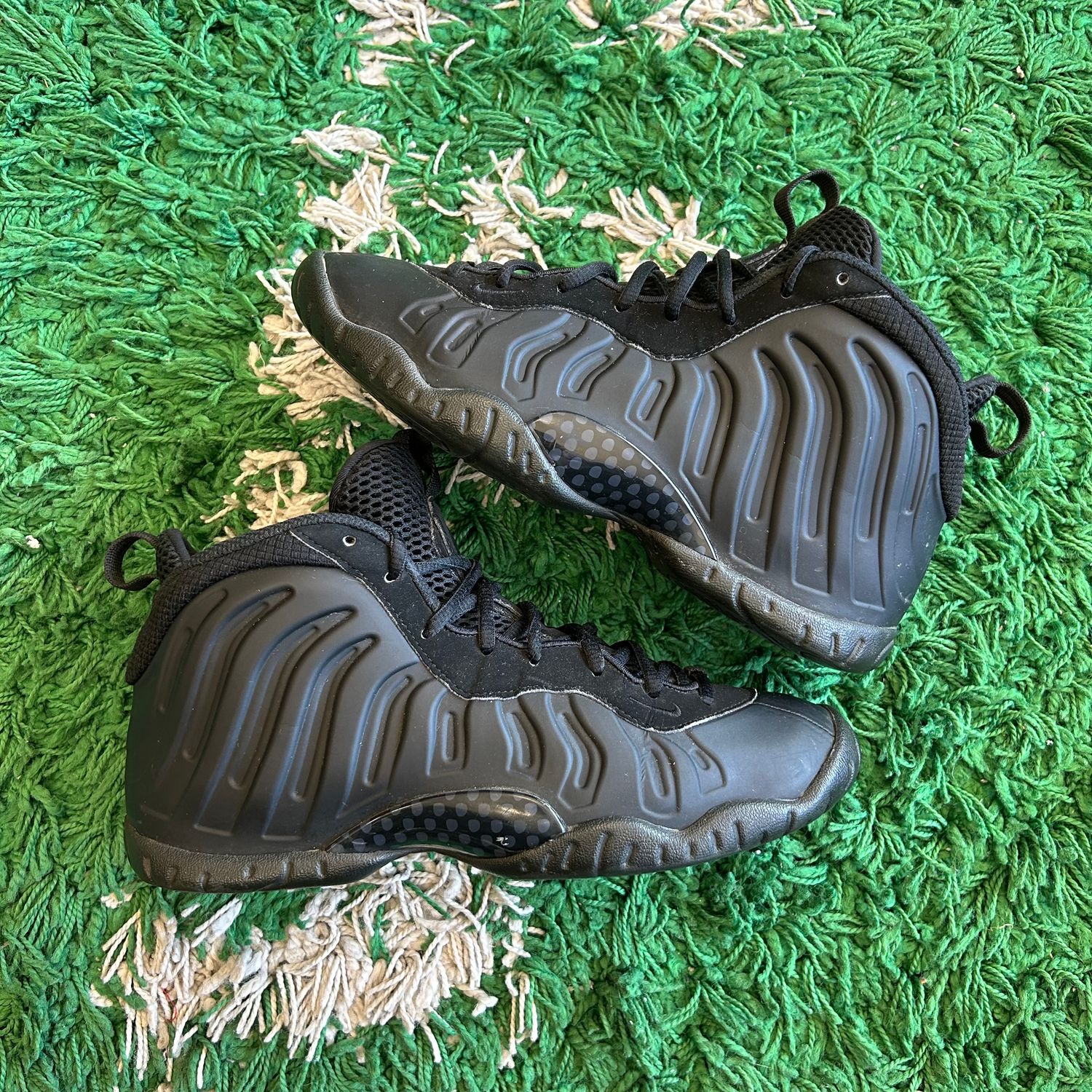 PO NB NIKE LITTLE POSITE ANTHRCITE (SX) SIZE 7Y