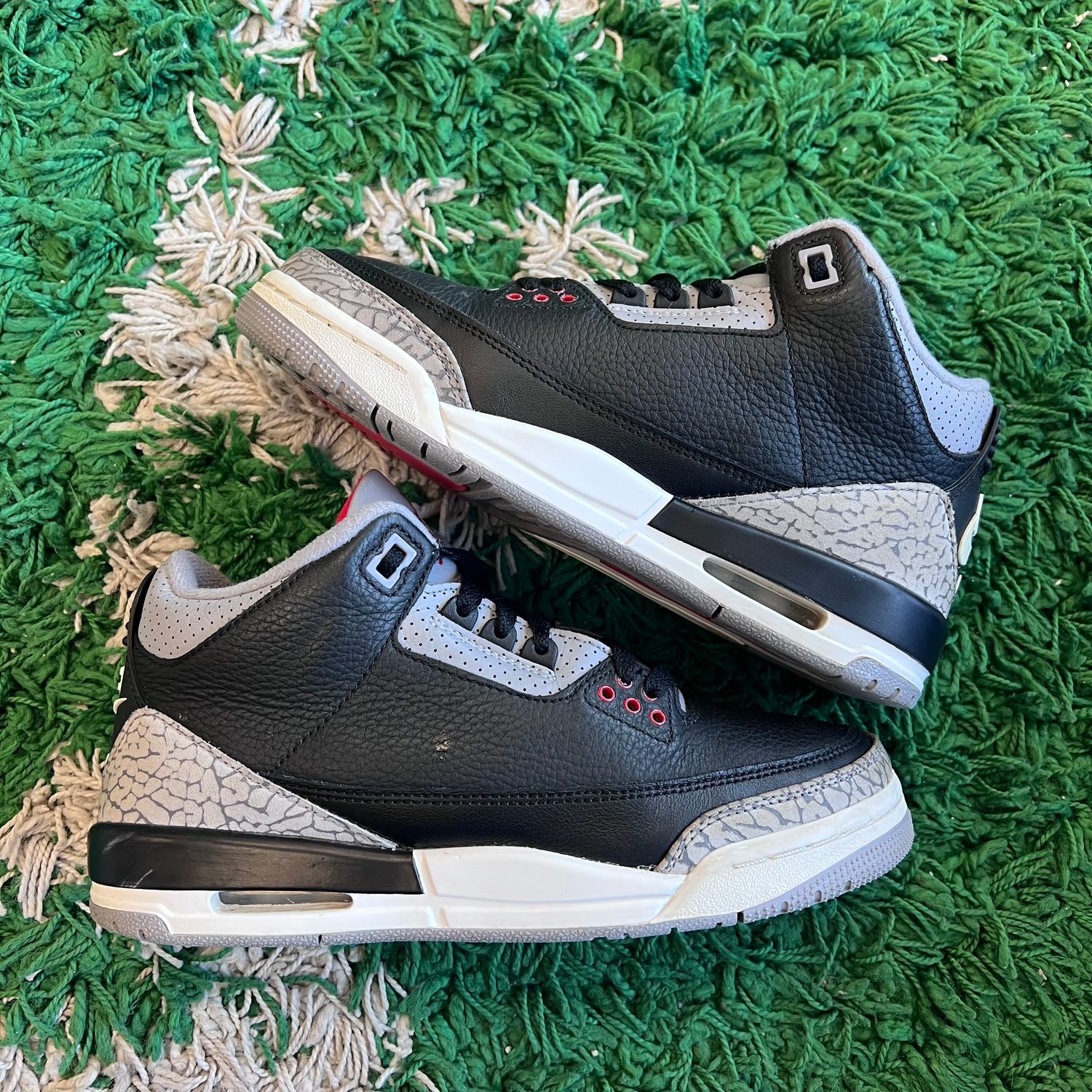 PO NB AIR JORDAN 3 RETRO BLACK CEMENT (2024) (GS) (SX) SIZE 6.5Y