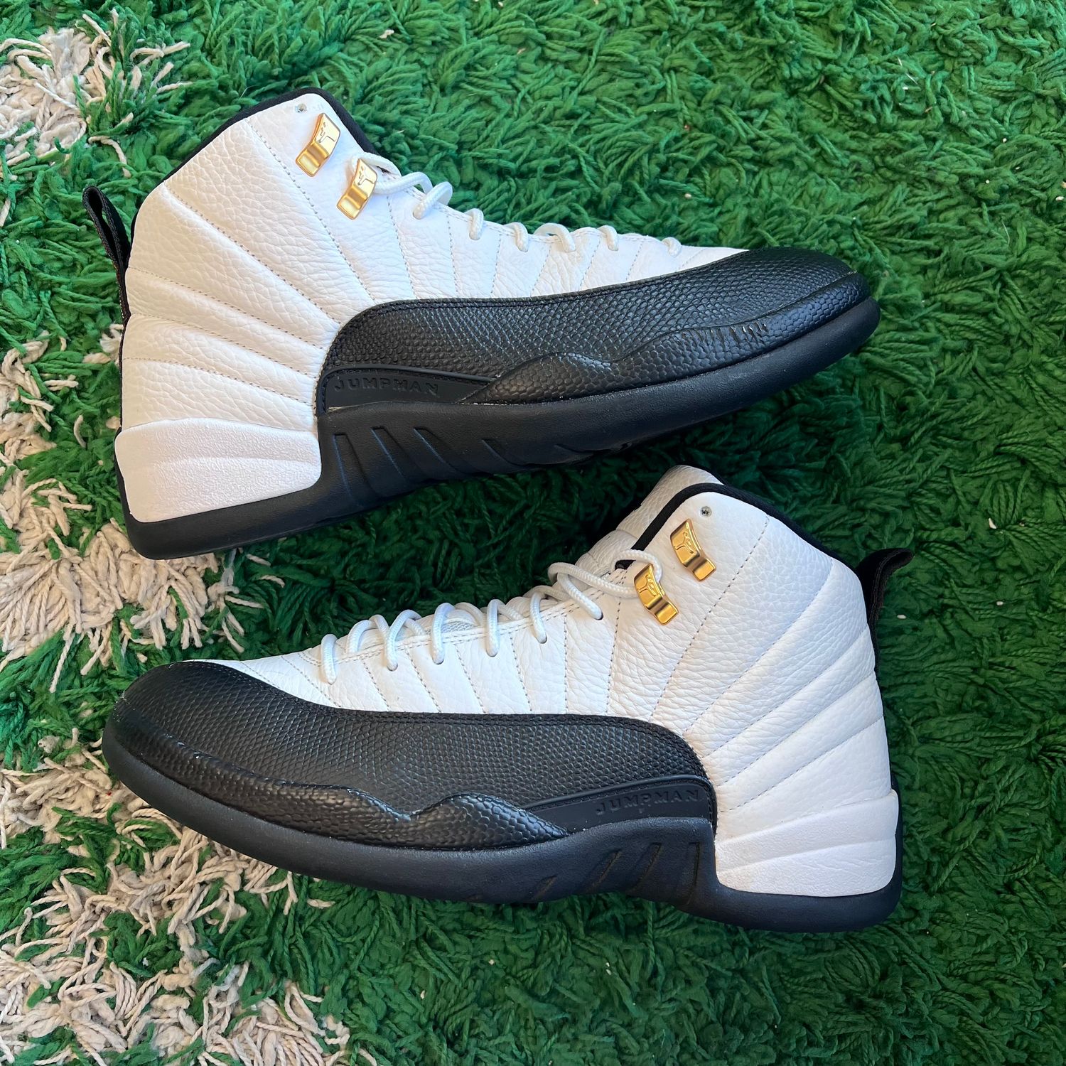 PO NB AIR JORDAN 12 RETRO TAXI (2025) (SX) SIZE 11