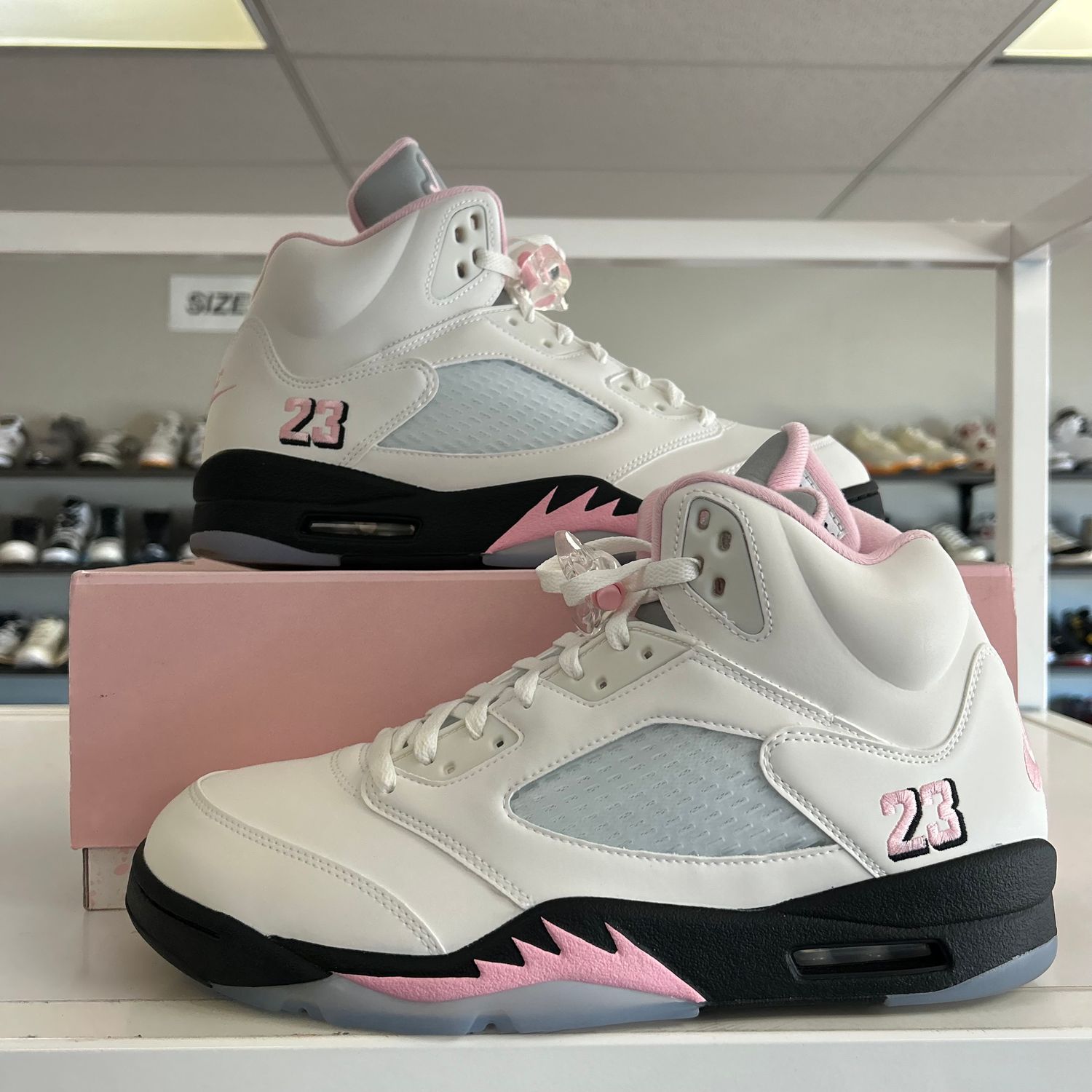 PO AIR JORDAN 5 RETRO MEDIUM SOFT PINK (SX) SIZE 13
