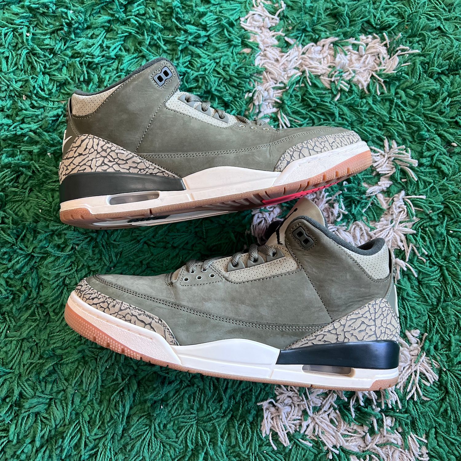 PO NB JORDAN 3 RETRO FAMILY AFFAIR (SX) SIZE 11