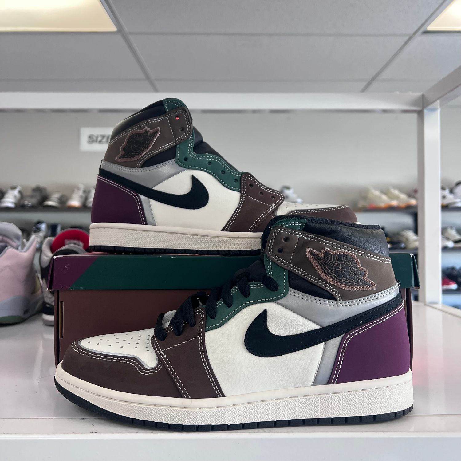 PO JORDAN 1 RETRO HIGH OG HAND CRAFTED (SX) SIZE 8
