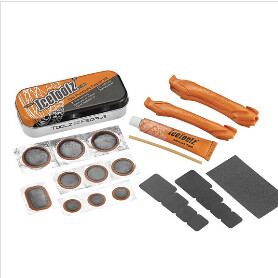 IceToolz Tire Patch Glue /Tub of 50