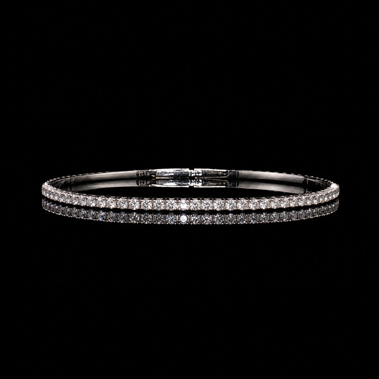 14k White Gold 5.6g 1.13ct Bangle