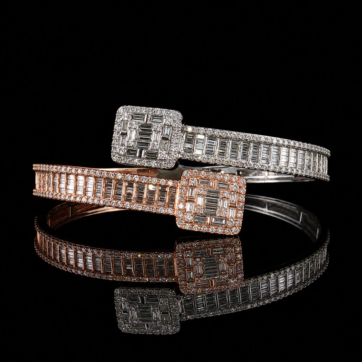 14k Rose/White Gold 33.1g 6.75ct Bangle