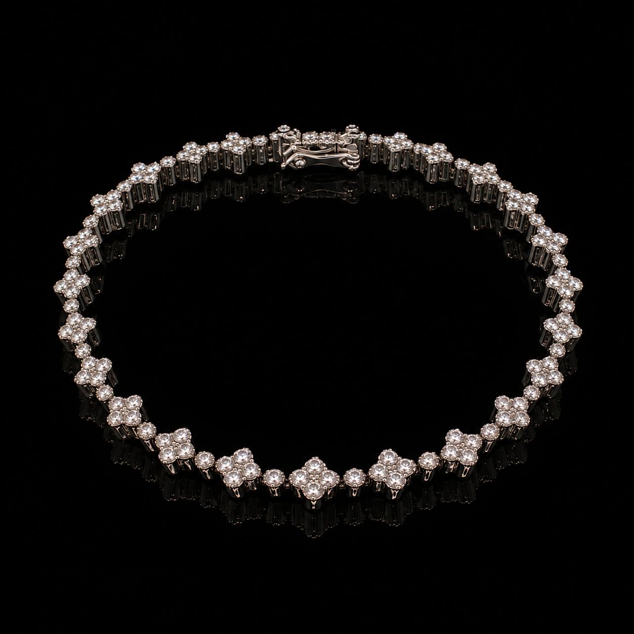 14k White Gold 15.1g 3.00ct Clover