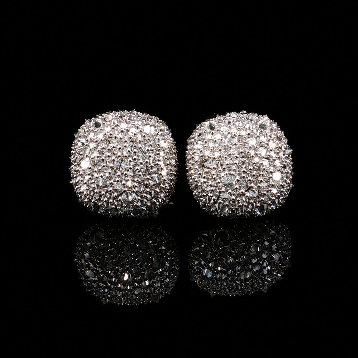 10k White Gold Diamond Dome Cluster 2.89ct
