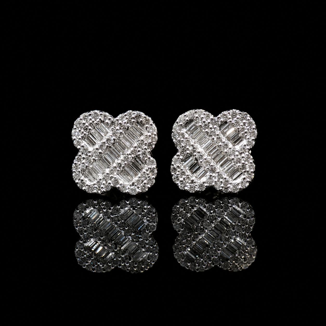 10k Yellow Gold Baguette Diamond Quatrefoil Cluster .89ct