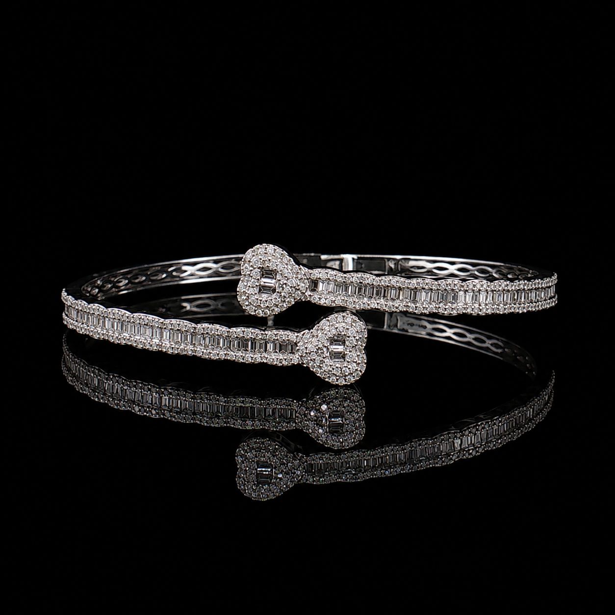 10k White Gold 17.6g 1.56ct Heart