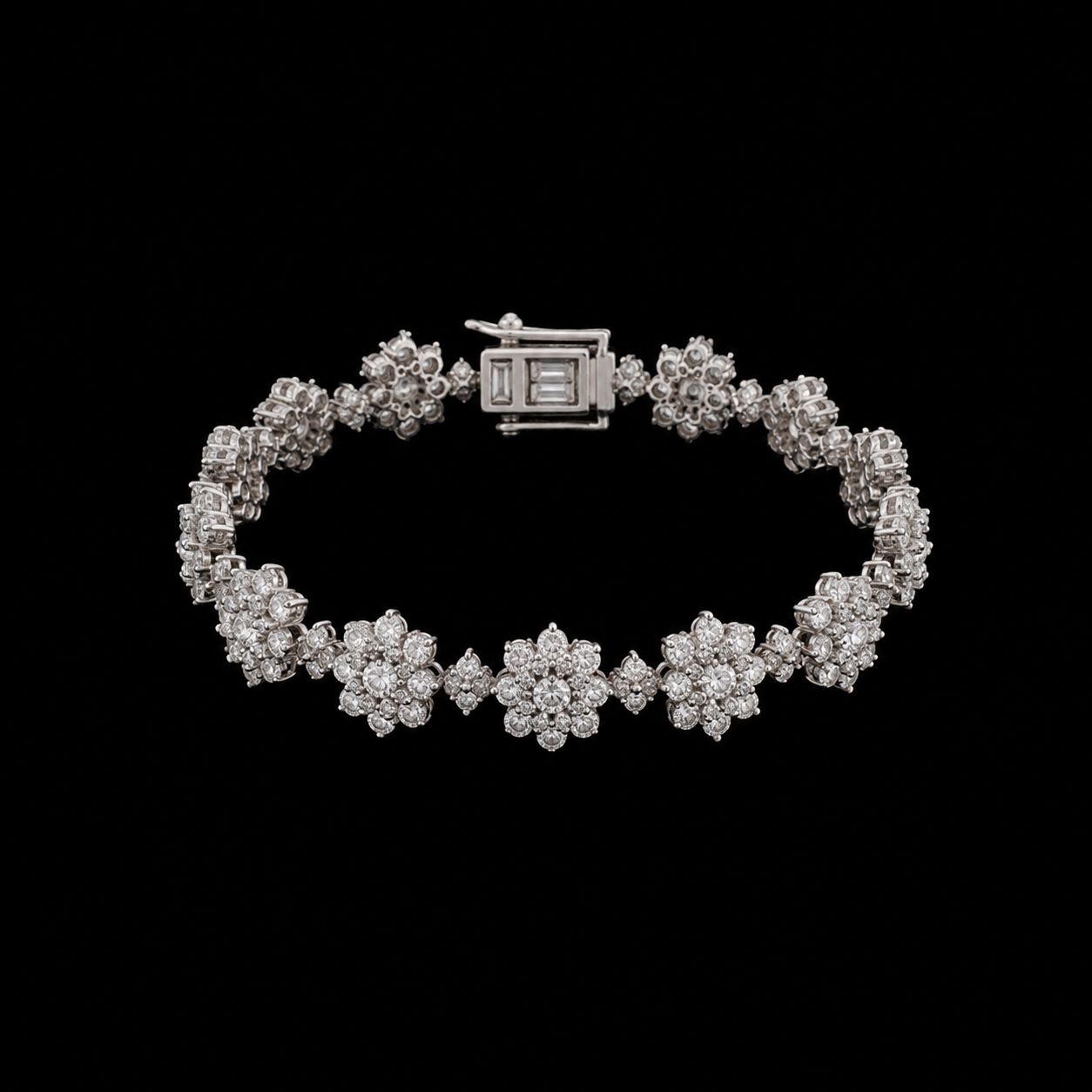 14k White Gold 10.2g 10.88ct Flower