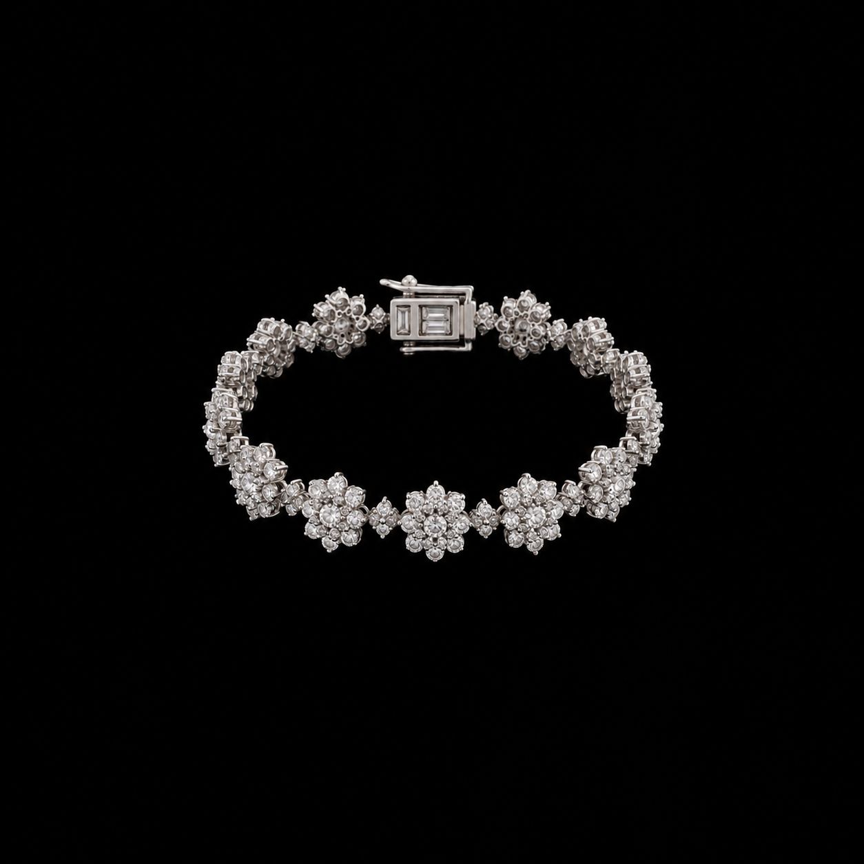 14k White Gold 8.3g 6.57ct Flower