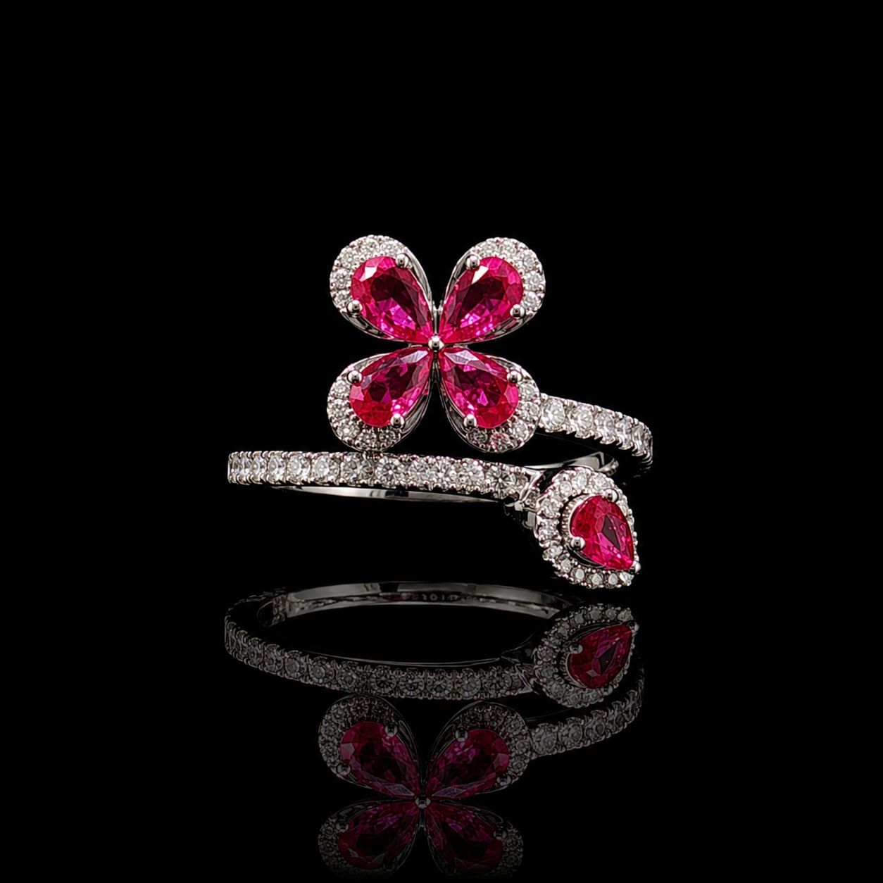 10k White Gold 3.4g 1.5ct Flower