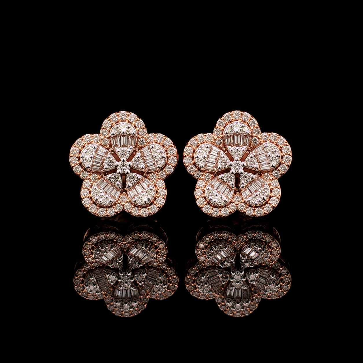 10k Rose Gold Diamond Flower Stud 0.70ct