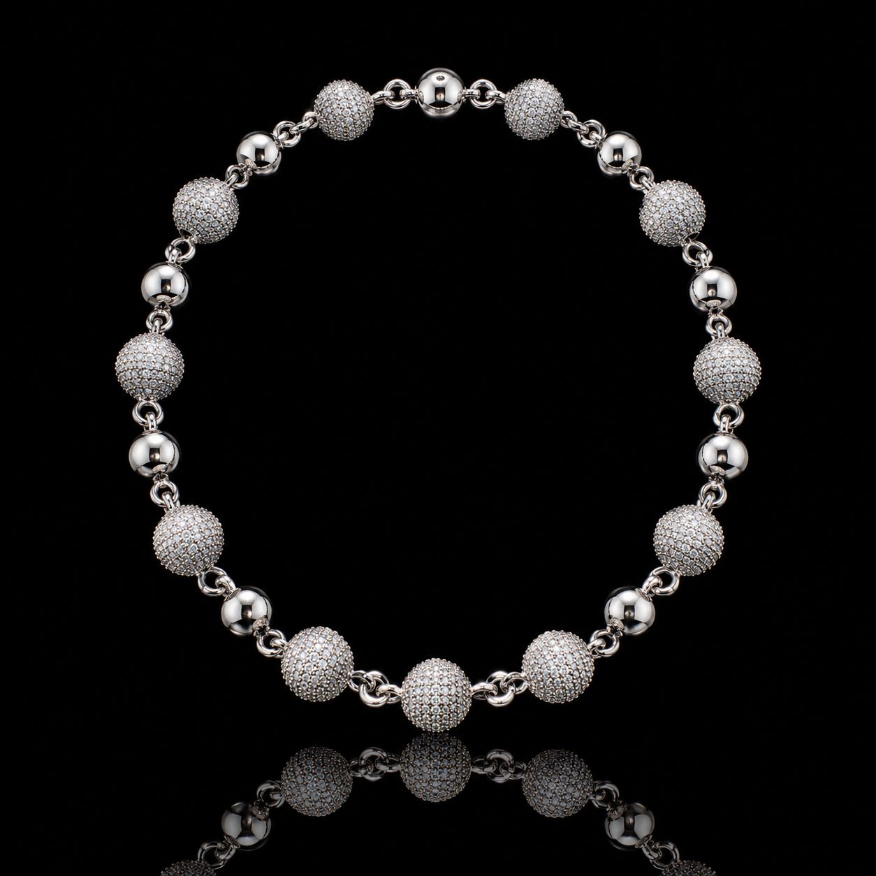 10k White Gold 24.6g 6.2ct Ball
