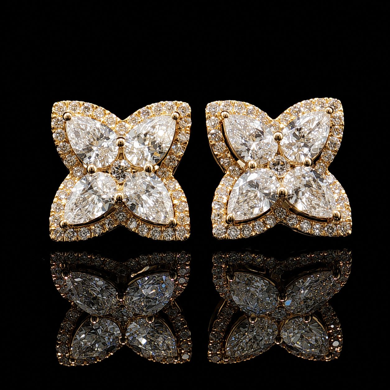 14k Yellow Gold Diamond Floral Cluster Stud 2.25ct