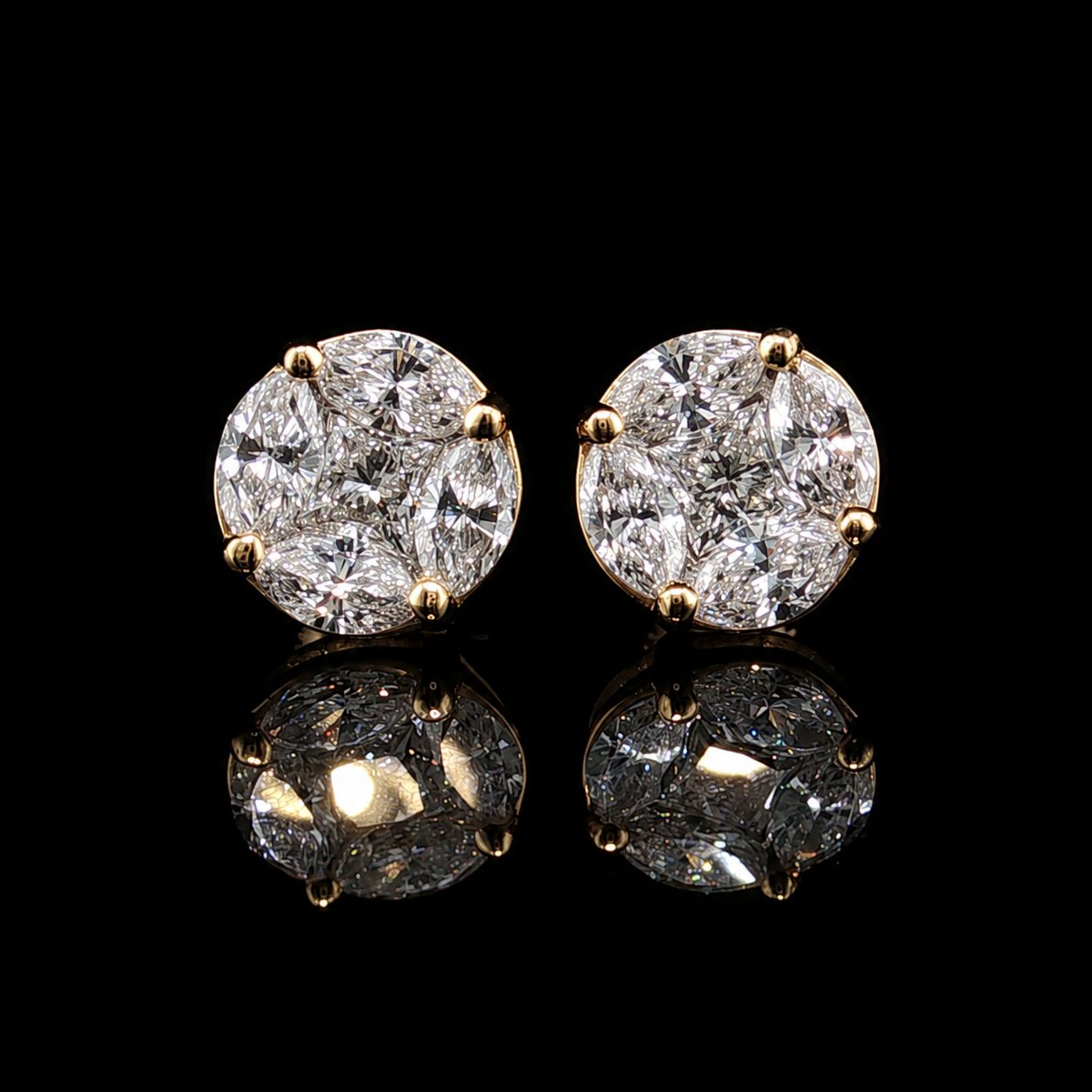 14k Yellow Gold Diamond Cluster Stud 3.71ct