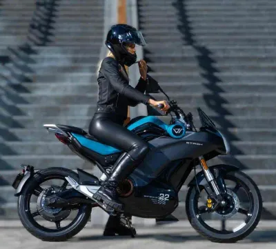 ELECTRIC MOTORCYCLES