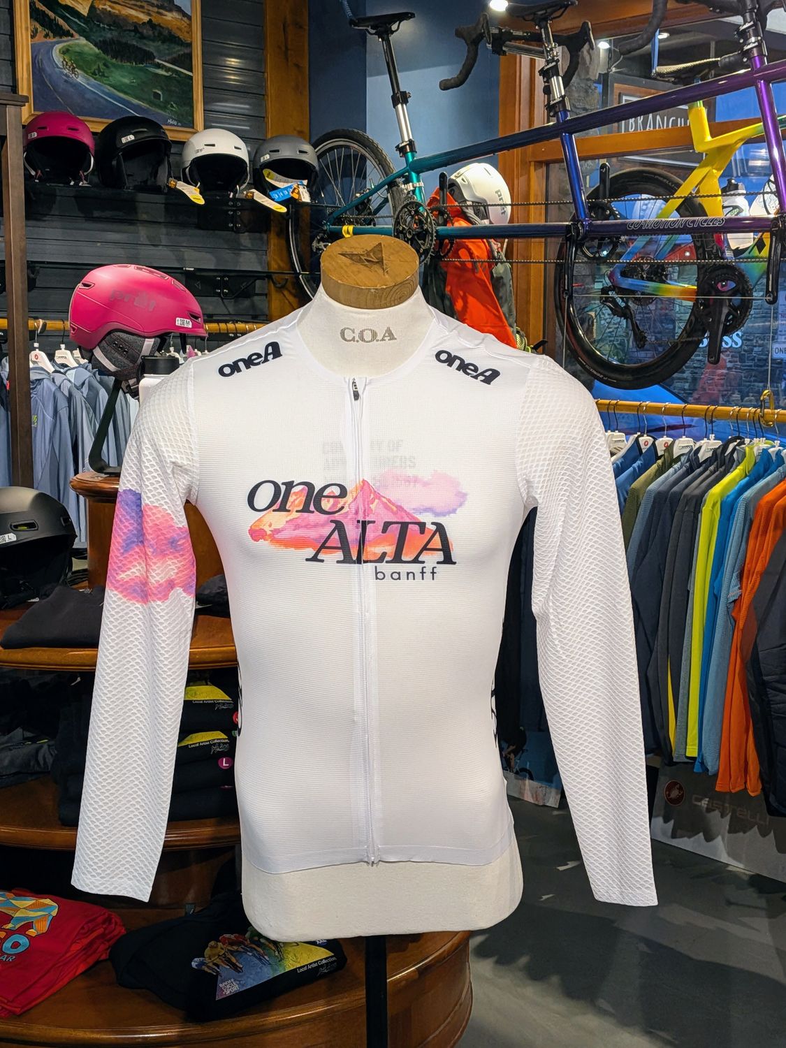 oneALTA Neon Mountain