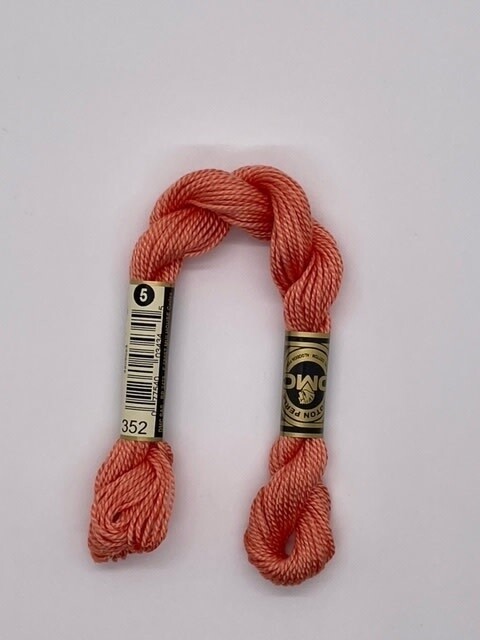 DMC5 352: Light Coral