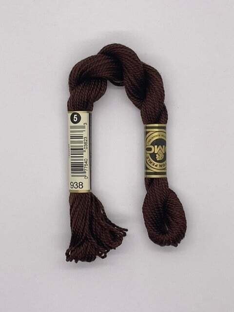 DMC5 938: Ultra Dark Coffee Brown