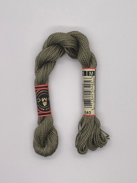 DMC5 640: Very Dark Beige Grey
