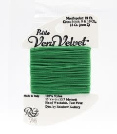 V685: Turf Green