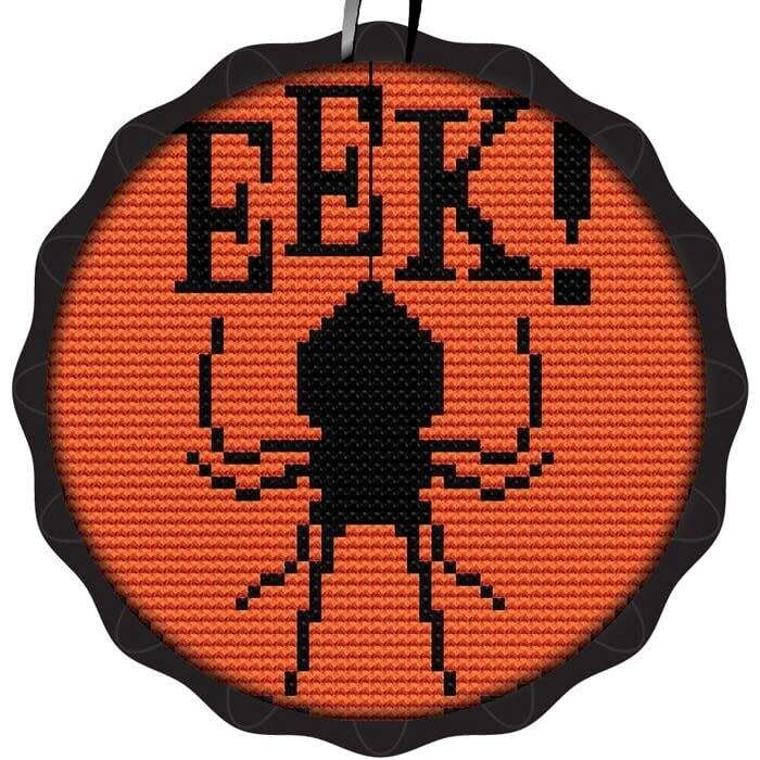 CN0114: Spooky Spider Ornament Kit
