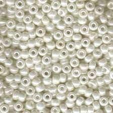 6/0: 9591 Ivory Pearl Ceylon