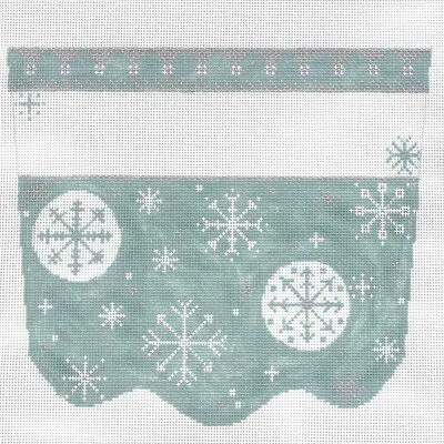 MS177: Green Snowflake Cuff