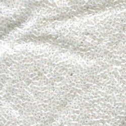 11: DB201 White Pearl