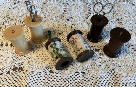 Wood Spool Scissor Holder: 2"Hx4"W