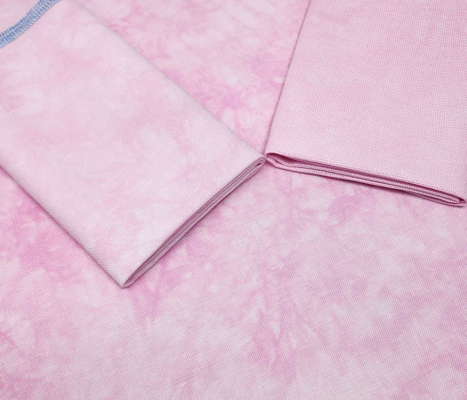 Aida 14 Ct-Toe Beans: Fat Quarter