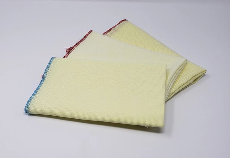 Aida 14 Ct-Lemon: Fat Quarter