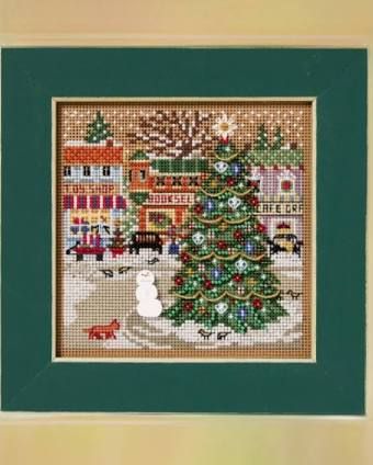 MH14-2535: Holiday Square