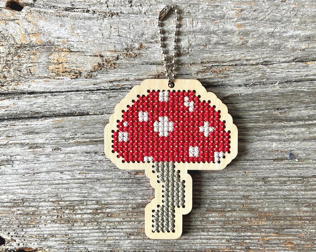 Mushroom/Toadstool Ornament Kit
